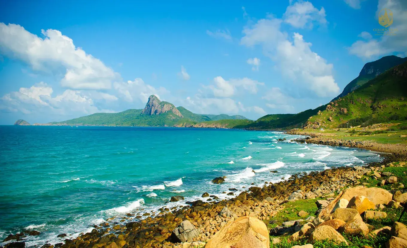 The Ultimate 15-Day Vietnam Private Family & Luxury Beach Tour